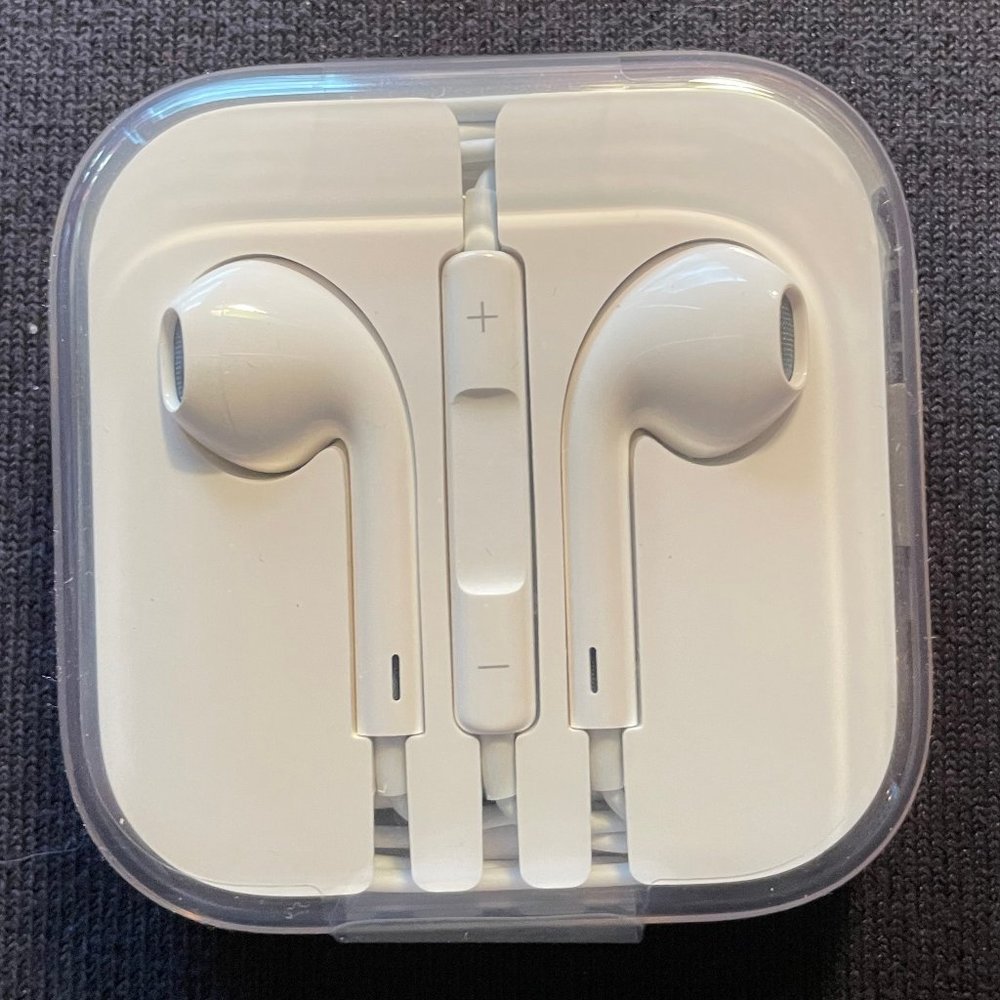 "Iphone" 6 and up Earbuds